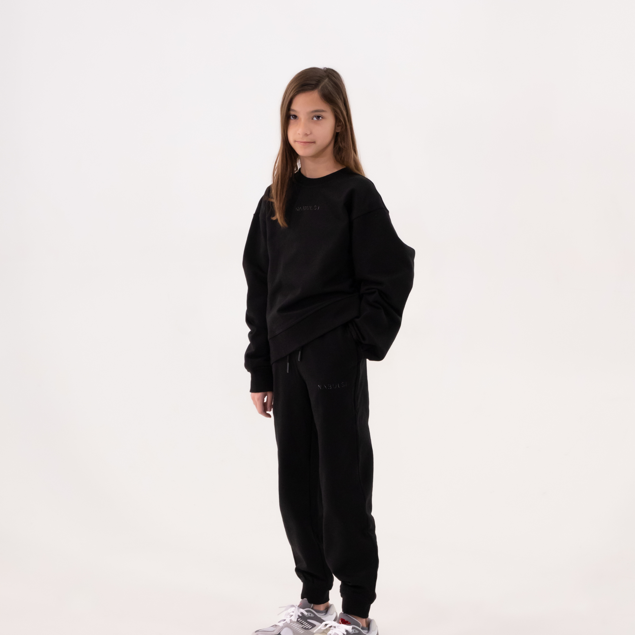 Nabulsi Form Crewneck